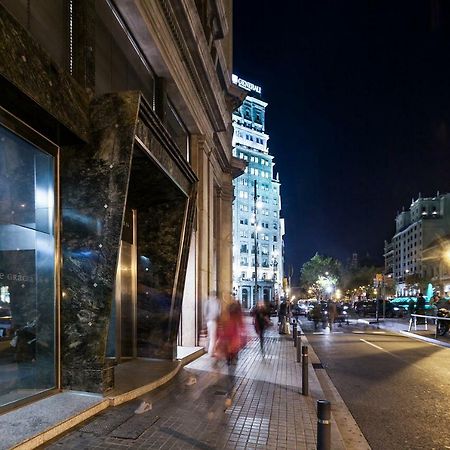 Uma Suites Passeig De Gracia 16 Barcelona Ngoại thất bức ảnh