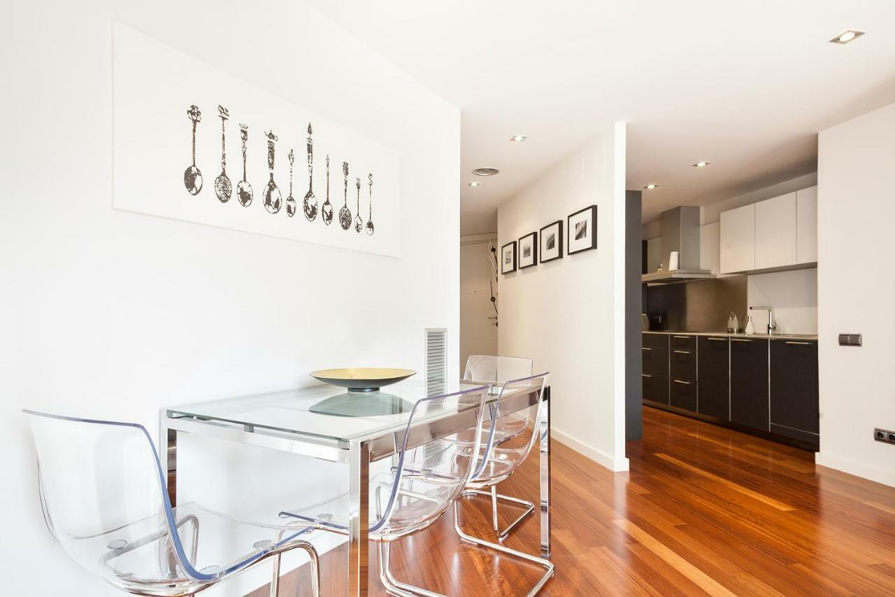Uma Suites Passeig De Gracia 16 Barcelona Ngoại thất bức ảnh