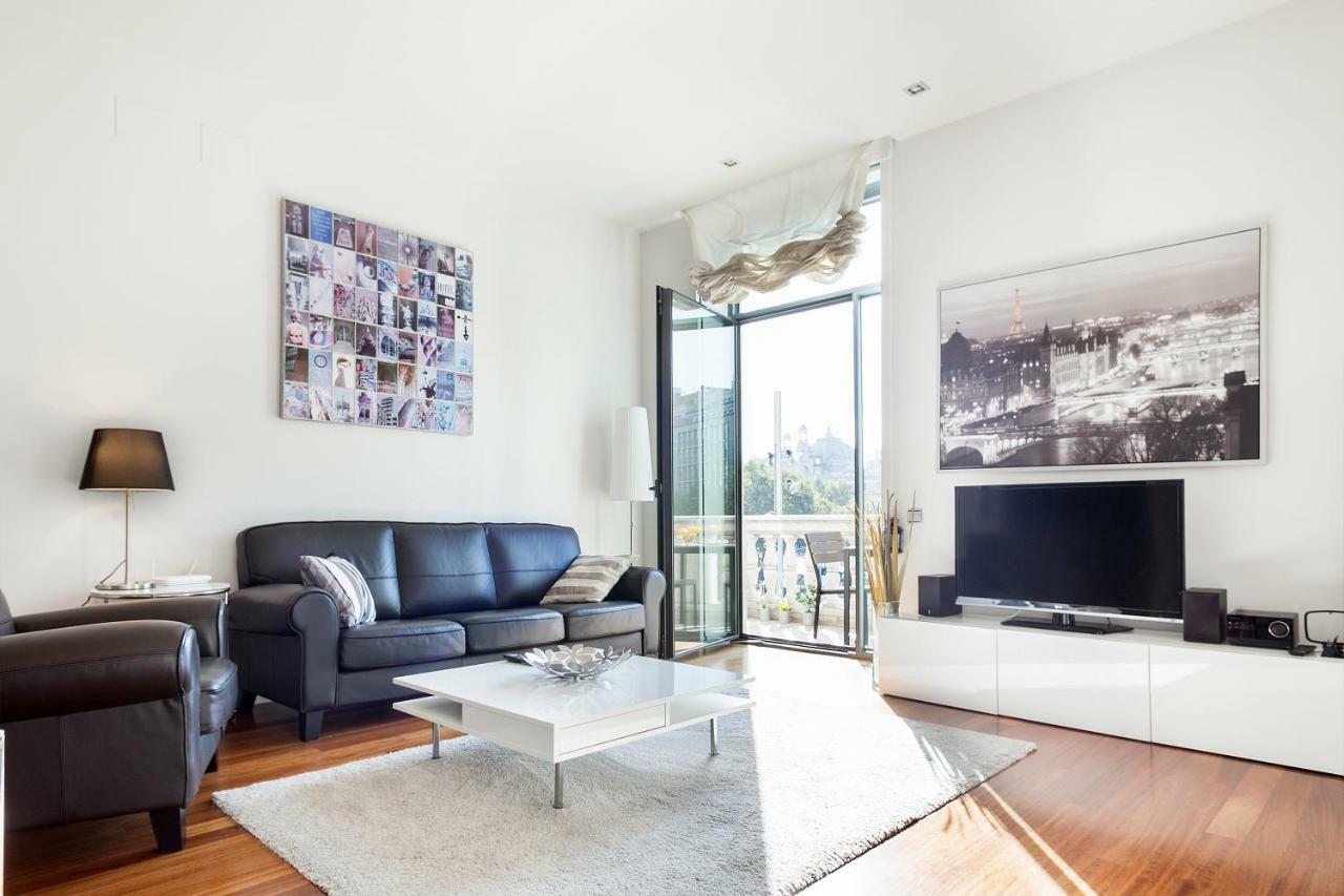 Uma Suites Passeig De Gracia 16 Barcelona Ngoại thất bức ảnh