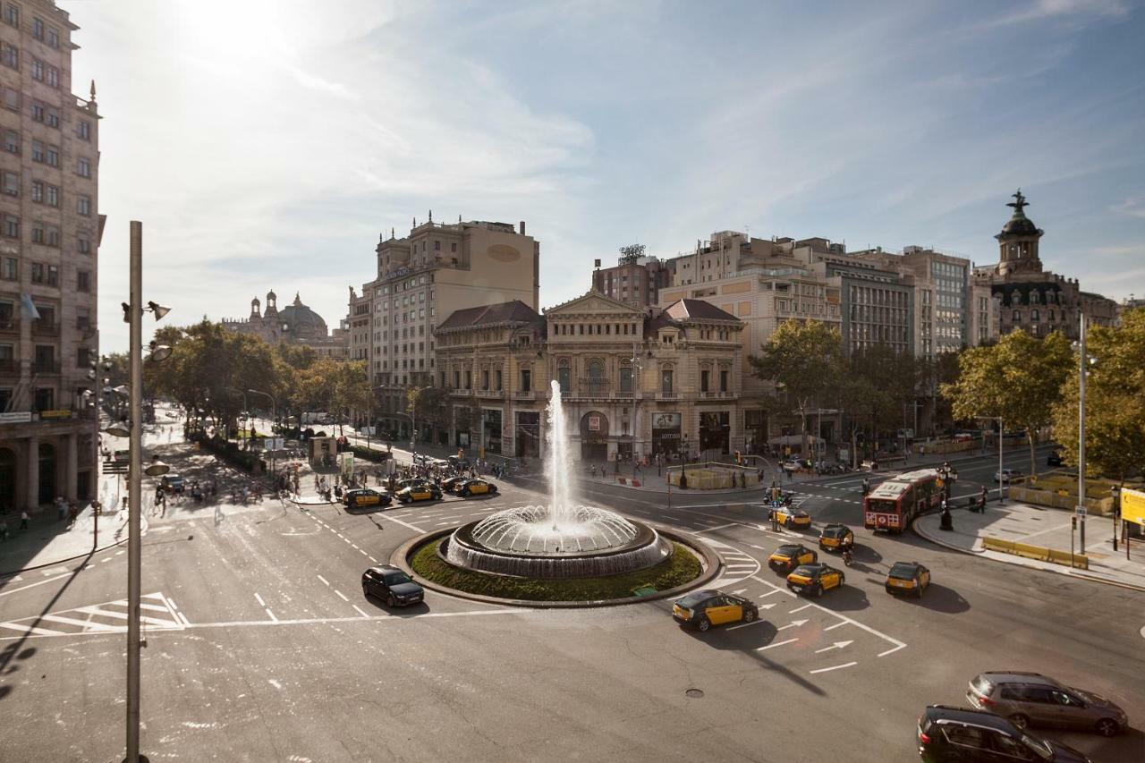 Uma Suites Passeig De Gracia 16 Barcelona Ngoại thất bức ảnh